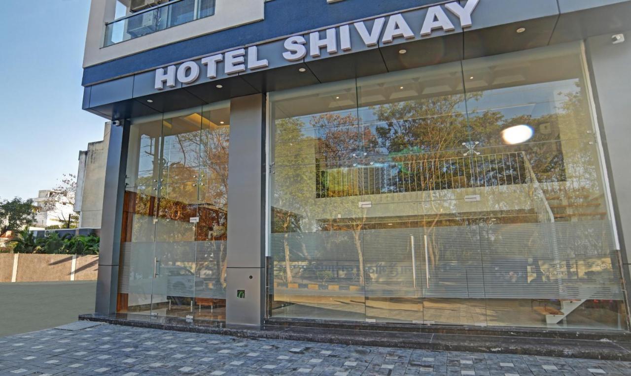 Treebo Shivaay Hotell Indore Eksteriør bilde