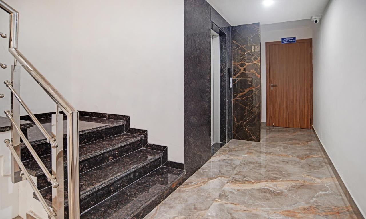 Treebo Shivaay Hotell Indore Eksteriør bilde